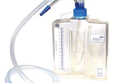 Chest drainage bottle